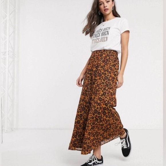LEOPARD PRINT MAXI SKIRT!! - Picture 1 of 8